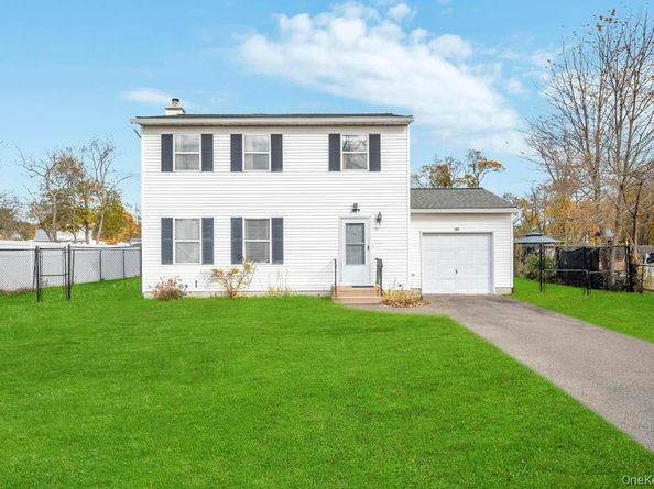 57 Macarthur Avenue, Brentwood NY 11717