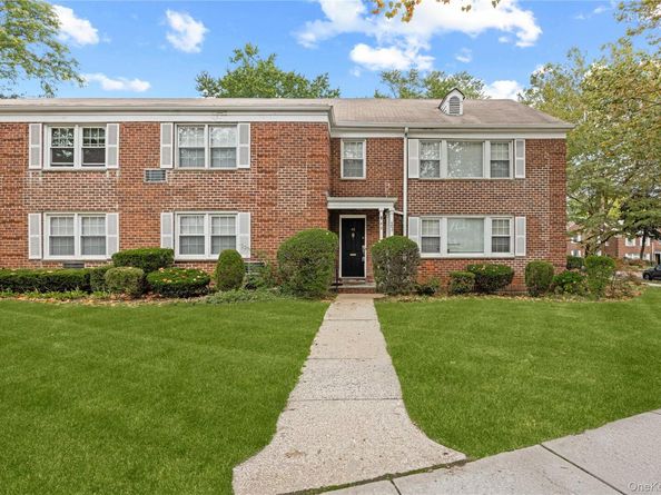 48 Lawrence Park Crescent 48, Bronxville NY 10708