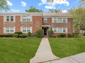 48 Lawrence Park Crescent