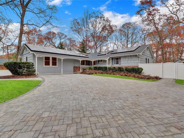 415 Pond Path, East Setauket NY 11733