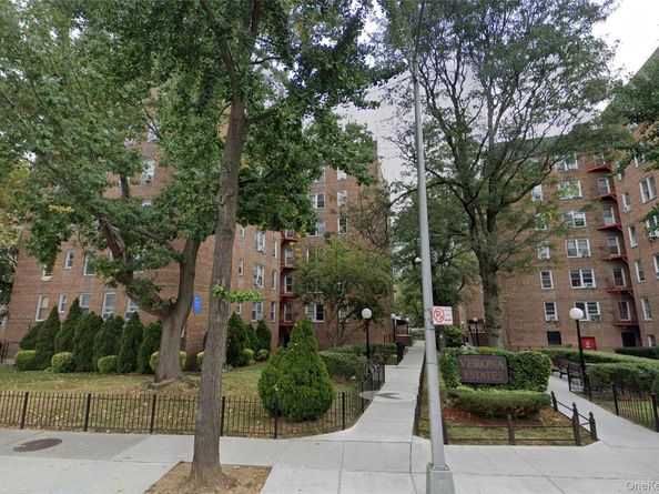 65-35 Yellowstone Blvd 4G, Forest Hills NY 11375