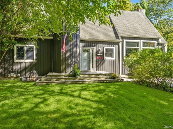 107 Spinney Road, East Quogue NY 11942