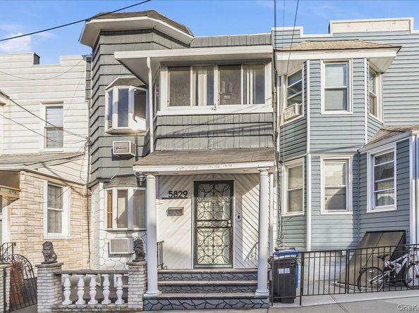 58-29 60th Lane, Maspeth NY 11378