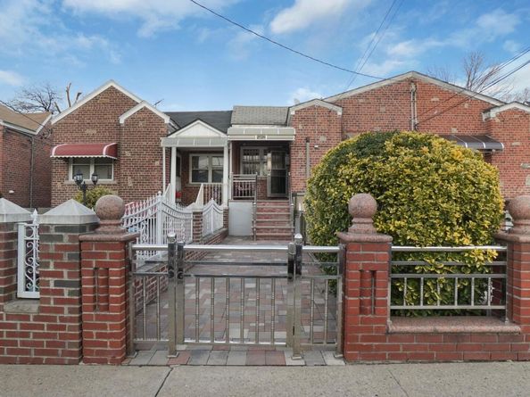 2546 Wilson Avenue, Bronx NY 10469