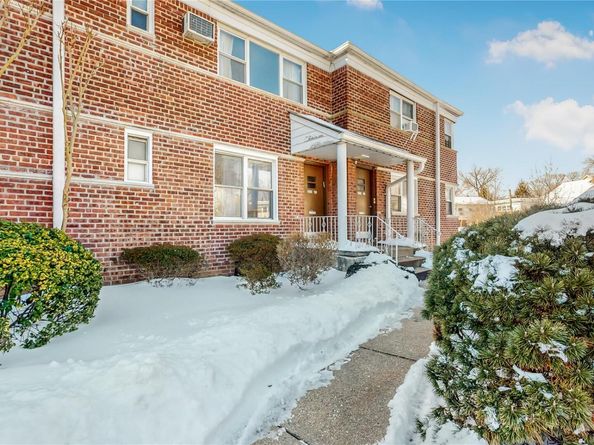 198-18 Pompeii Avenue 2, Hollis NY 11423