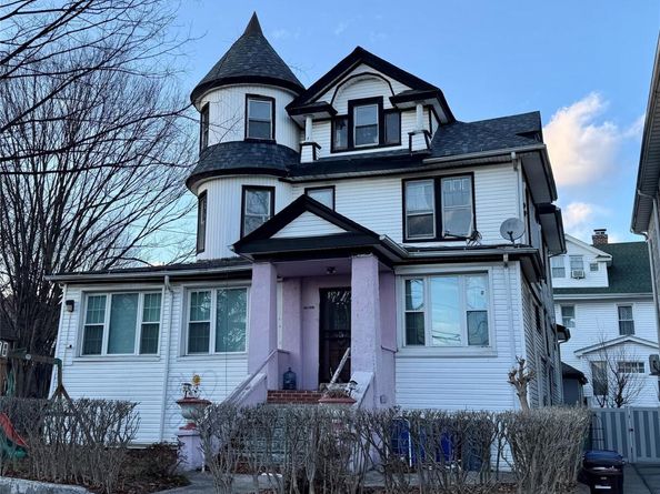 15101 85th Drive, Jamaica NY 11432