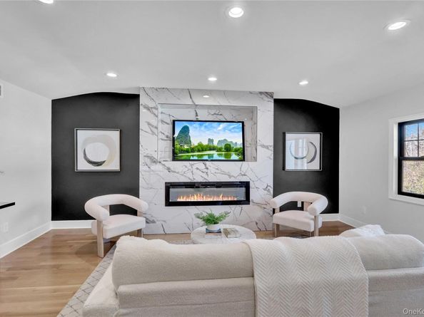 105 Radcliff Avenue, Port Washington NY 11050