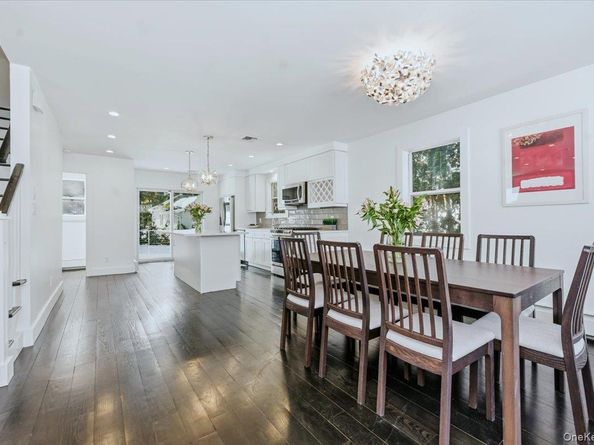 4 Lawrence Place, Pelham NY 10803