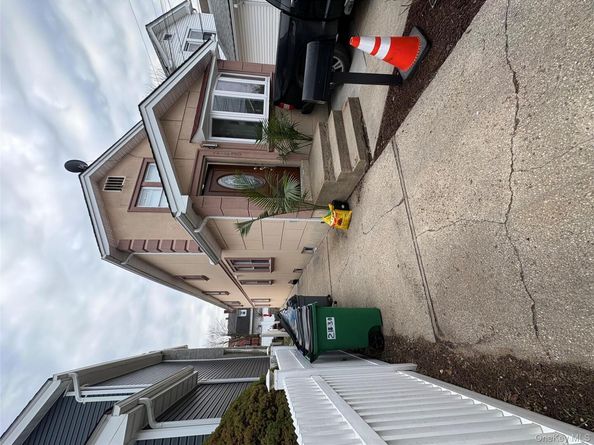 21830 110th Avenue, Queens Village NY 11429