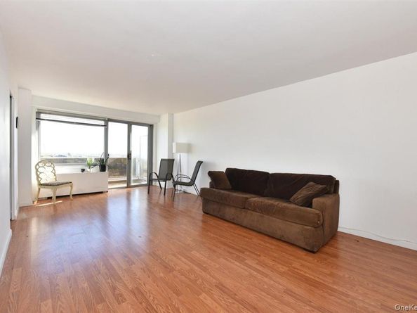 175-20 Wexford Terrace 16L, Jamaica Estates NY 11432