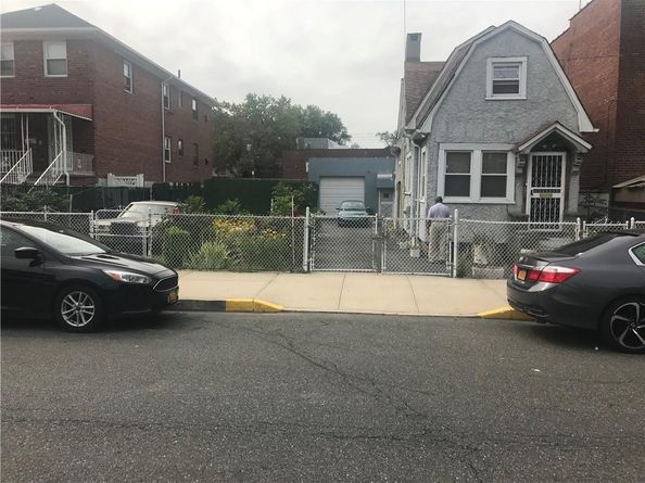 1220 E 223 Street 1, Bronx NY 10466