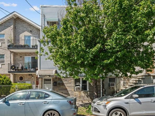 1311 Balcom Avenue, Bronx NY 10461
