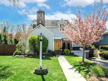 61 Cleveland Avenue