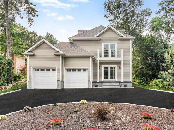 1 Kewanee Road, New Rochelle NY 10804