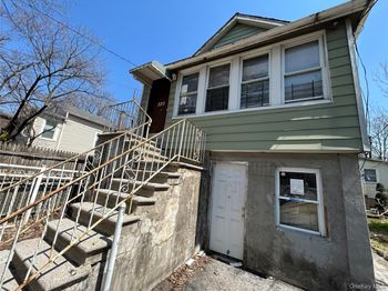 320 Thieriot Avenue