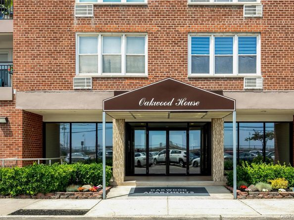 1 East Broadway 2N, Long Beach NY 11561