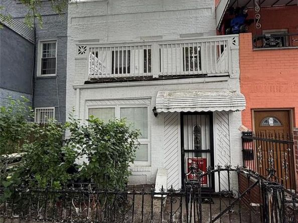 1240 Manor Avenue, Bronx NY 10472