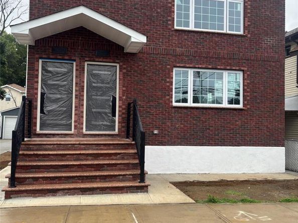 21719 135th Avenue, Springfield Gardens NY 11413
