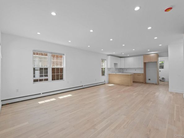 13764 Westgate Street, Springfield Gardens NY 11413
