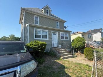39 Pleasant Avenue