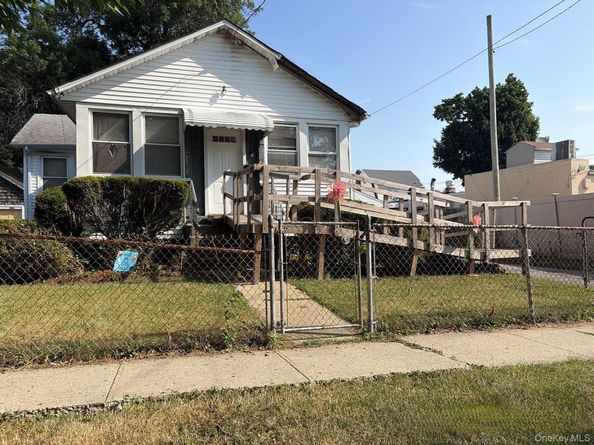 27 Midwood Street, Hempstead NY 11550