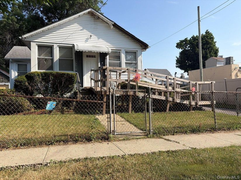 27 Midwood Street, Hempstead NY 11550