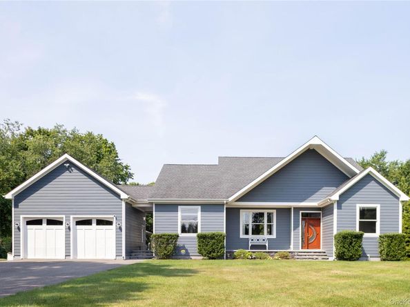 1430 Marratooka Road, Mattituck NY 11952