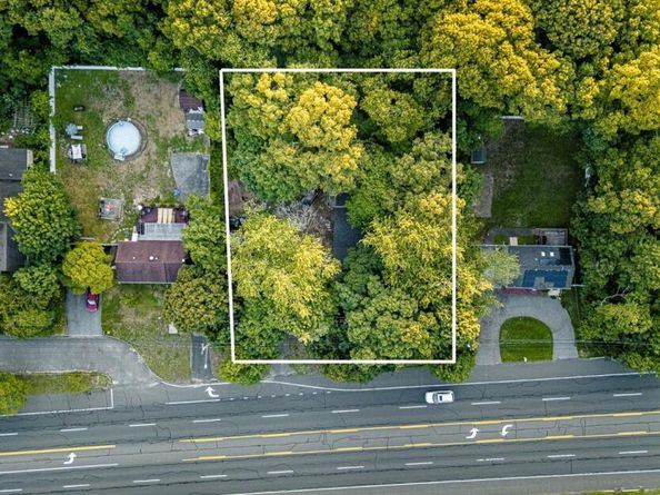 Undisclosed Address #1028630, Patchogue NY 11772