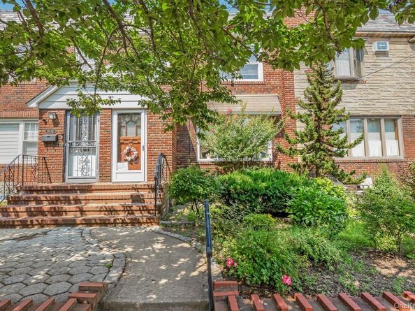 65-30 78th Street, Middle Village NY 11379