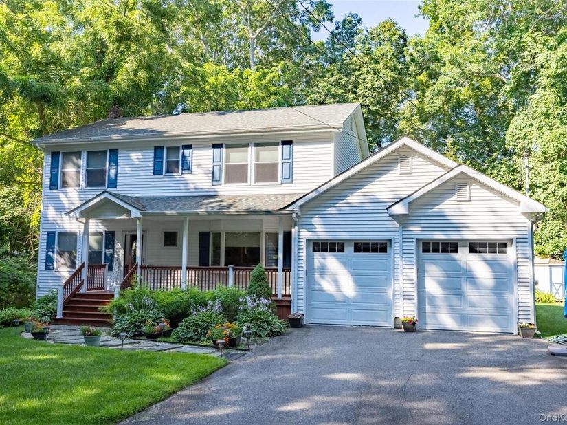 141 Fire Lane, Wading River NY 11792