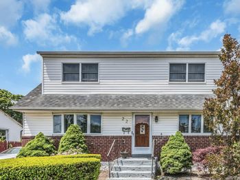 22 Beach Avenue