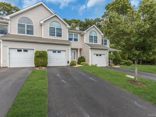 3402 Willow Pond Drive, Riverhead NY 11901