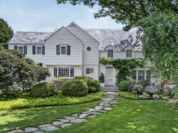 6 Hillair Circle, White Plains NY 10605