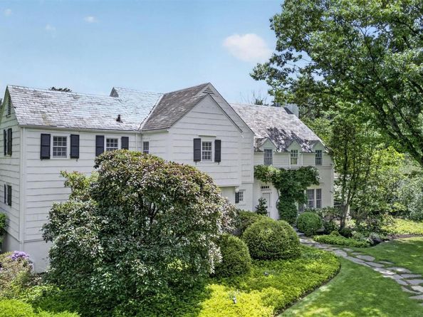 6 Hillair Circle, White Plains NY 10605