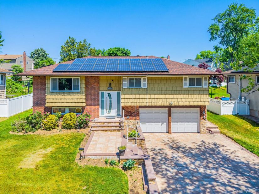 173 N Marginal Road, Jericho NY 11753