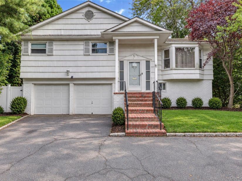 22 Woodmere Boulevard, Woodmere NY 11598
