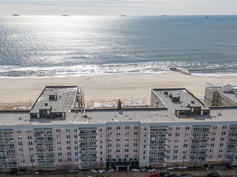 522 Shore Road 3S, Long Beach NY 11561