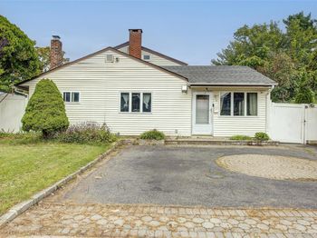 10 Belmont Circle