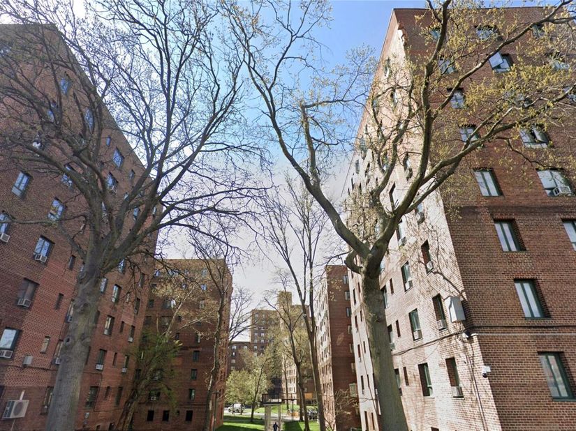 2120 E Tremont Avenue 3H, Bronx NY 10462