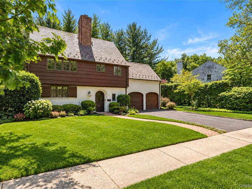 34A Wensley Drive, Great Neck NY 11021