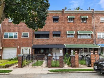 443 Effingham Avenue