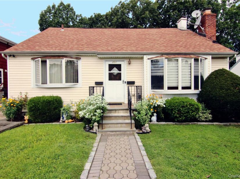 201 Bennett Avenue, Yonkers NY 10701