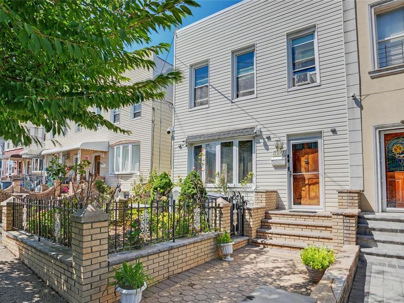 2977 Harding Avenue, Bronx NY 10465