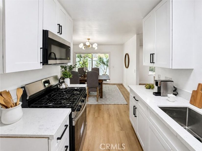26231 Via Roble, Mission Viejo CA 92691