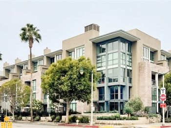 13045 Pacific Promenade