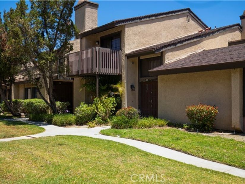 8430 Winnetka Avenue 20, Winnetka (los Angeles) CA 91306