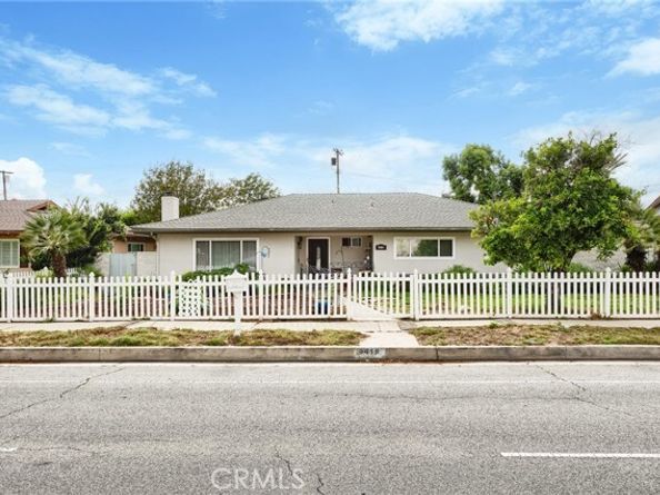 9419 Haskell Avenue, North Hills (los Angeles) CA 91343