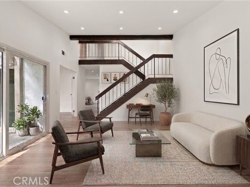 10120 Larwin Avenue 3, Chatsworth (los Angeles) CA 91311