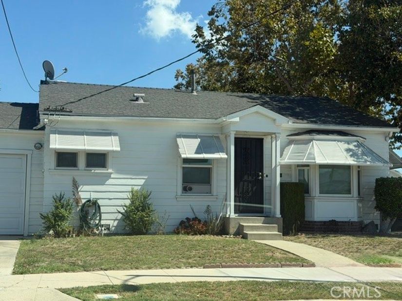 531 W Denni, Wilmington (los Angeles) CA 90744
