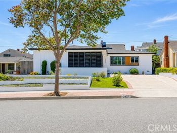 2437 Westmont